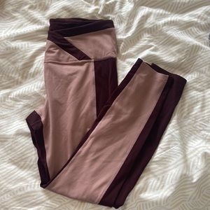 Athleta 7/8 Chroma Leggings